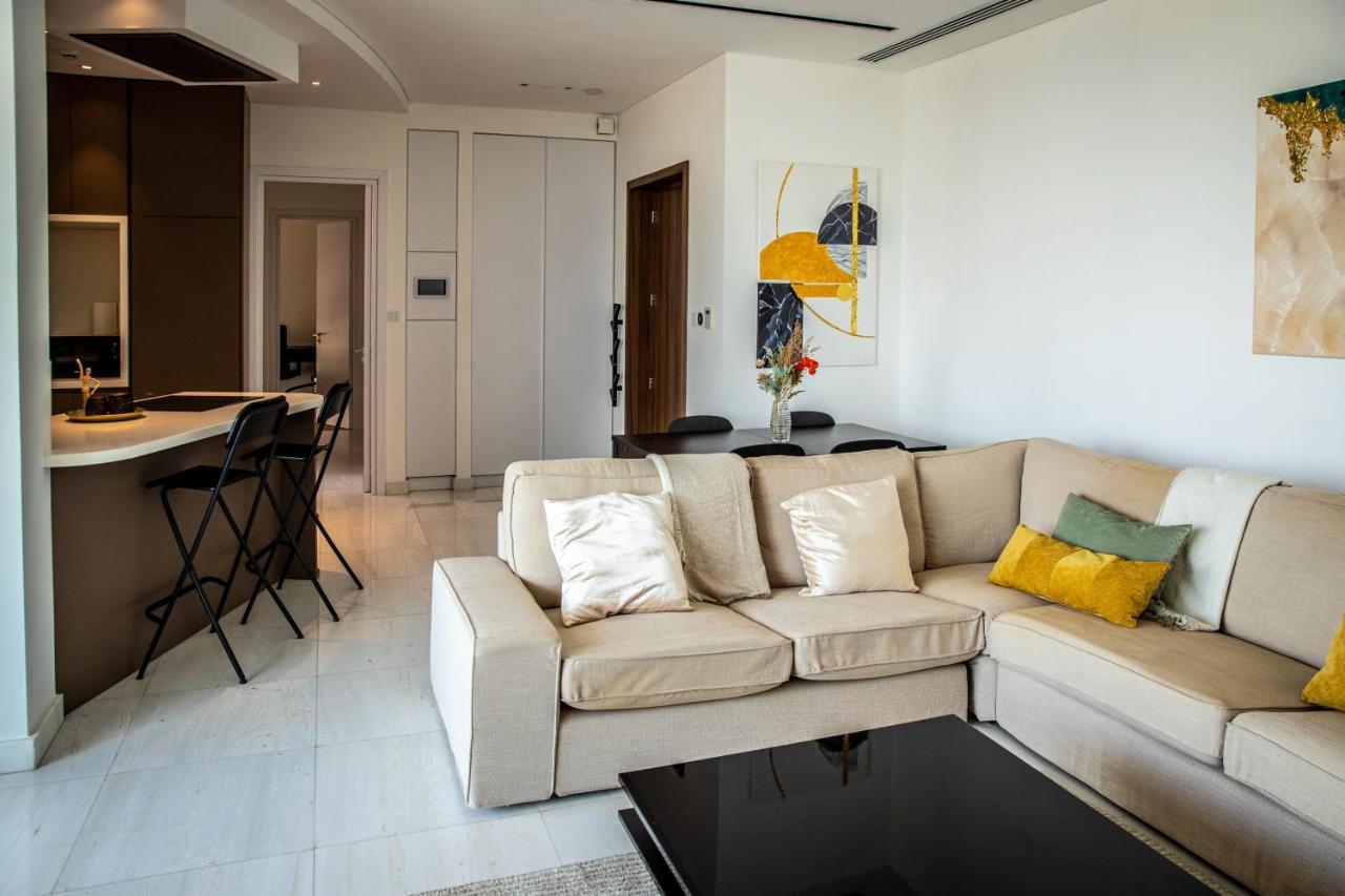 Apartamento Phaedrus Living: 360 Tower Luxury Flat Nicosia Exterior foto