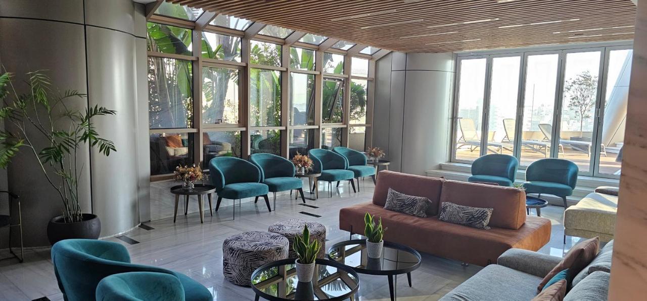 Apartamento Phaedrus Living: 360 Tower Luxury Flat Nicosia Exterior foto